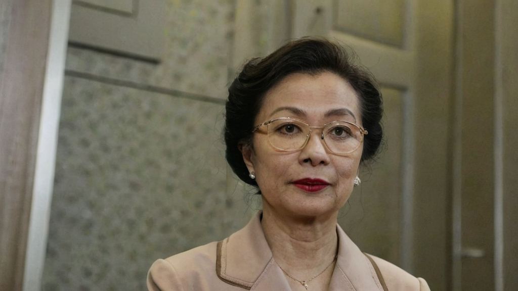 娱乐圈夫妻秀恩爱视频引热议疑似虚假内容引发争议