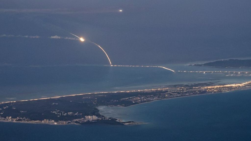 我国明星虚假谣言引发关注还明星们一片宁静天空